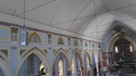 Igreja Matriz tem pintura interna lisa restaurada