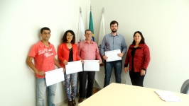 Servidores tomam posse na Prefeitura